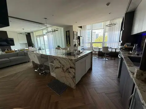 Interior de condominio de dos habitaciones