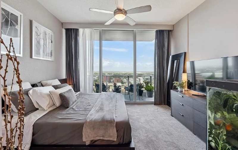 The Vue at Lake Eola Orlando