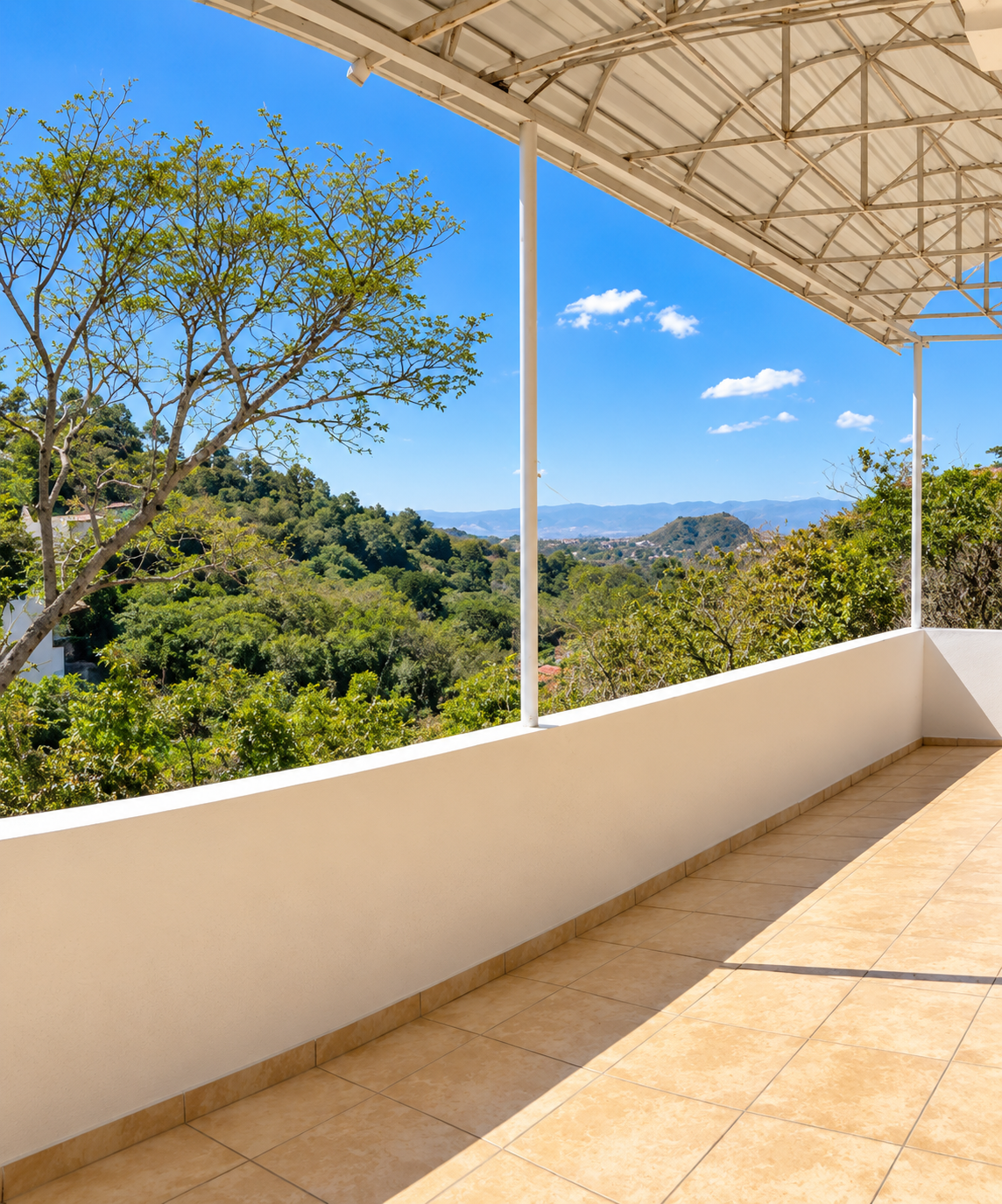 Casa Familiar con Apartamento en Venta – Carretera a Santa Lucía, Tegucigalpa