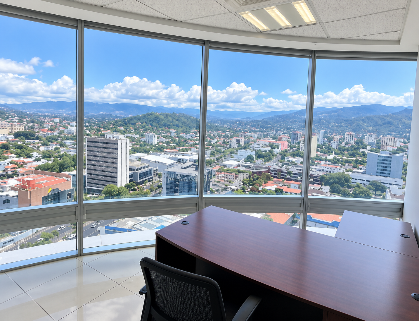 Oficina Amueblada en Venta o Renta – Los Próceres, Tegucigalpa