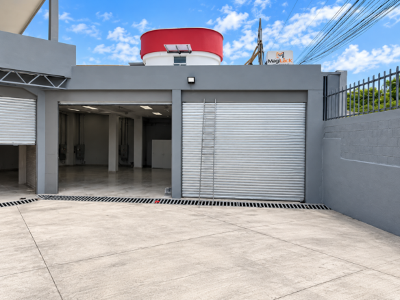 Bodega en Venta – Plaza Tec, Sector UNITEC, Tegucigalpa